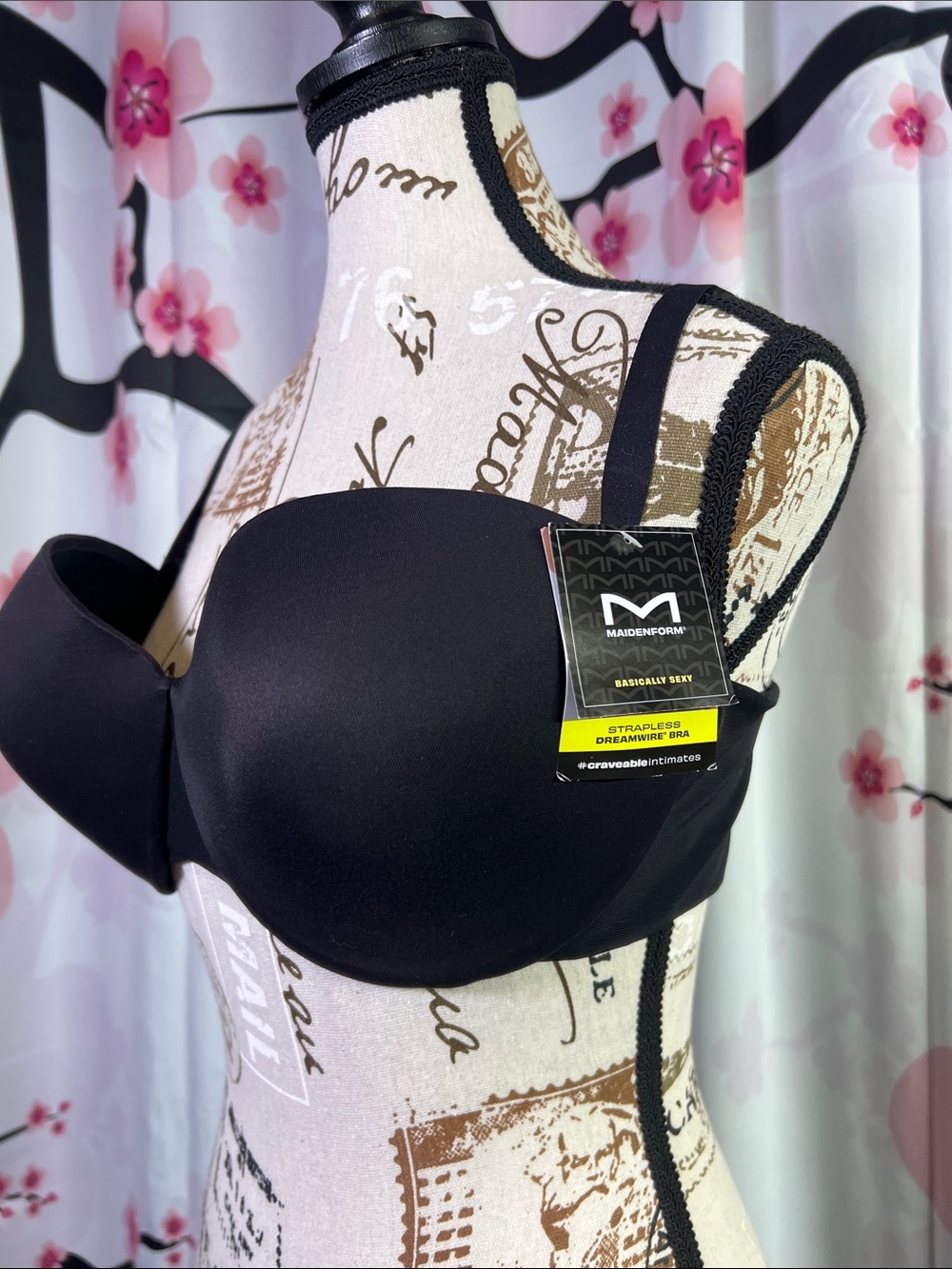 Maidenform Black Strapless Dreamwire Bra